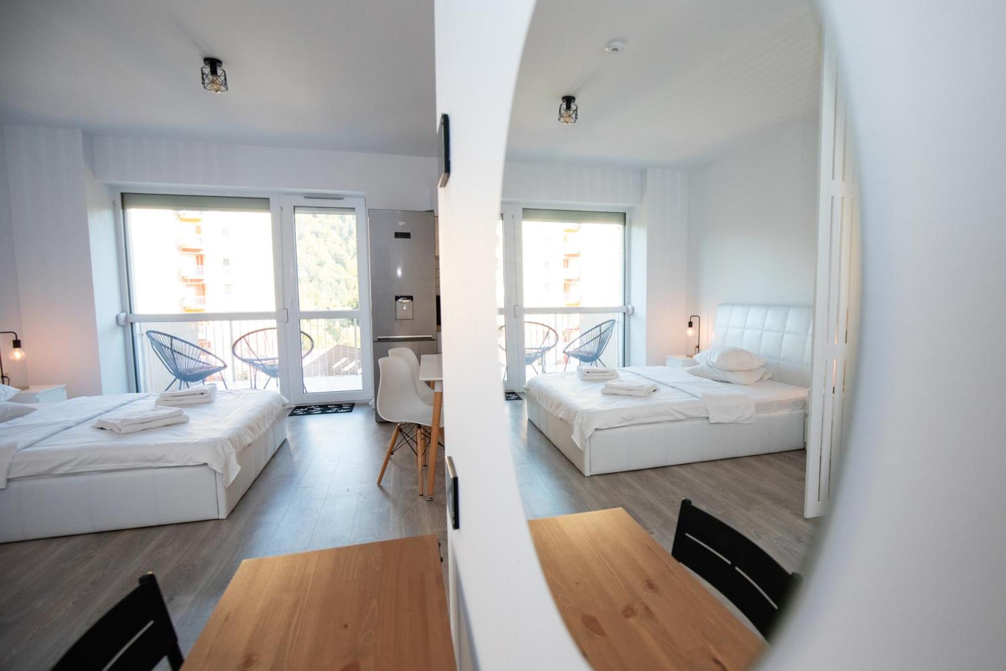 Cozy Studio 4 People With Parking 시나이아 외부 사진